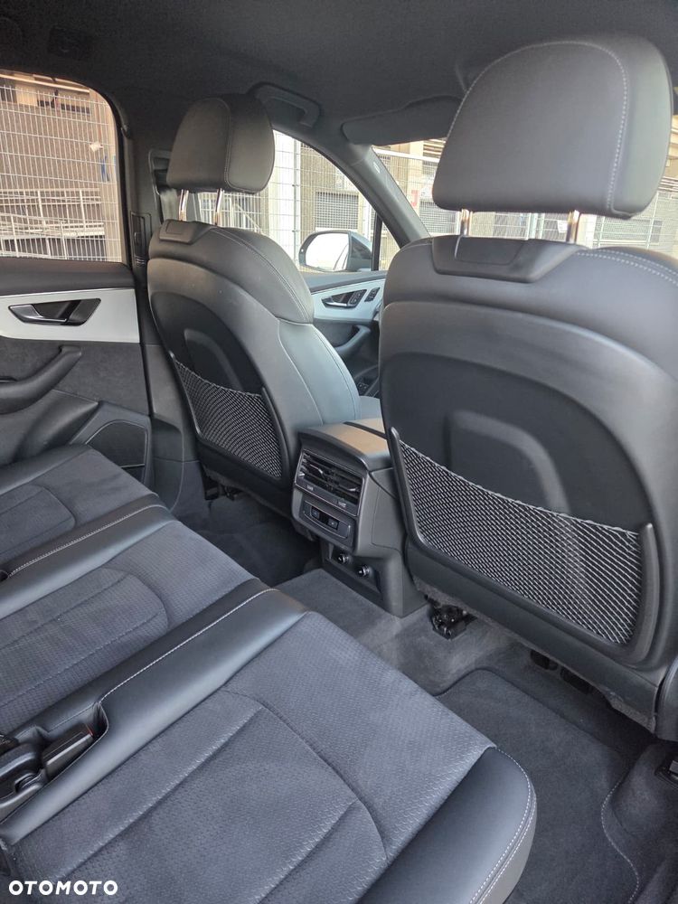 Audi Q7 55 TFSI e Quattro Tiptronic - 14