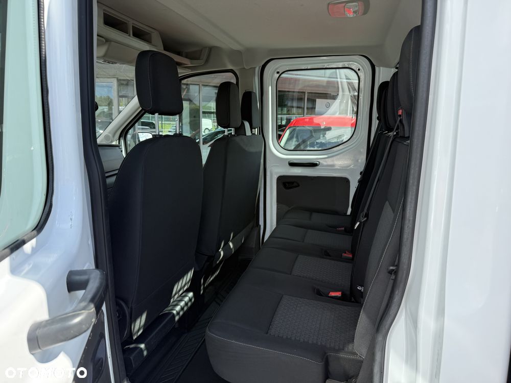 Ford Transit - 33