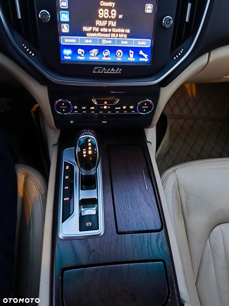 Maserati Ghibli - 18