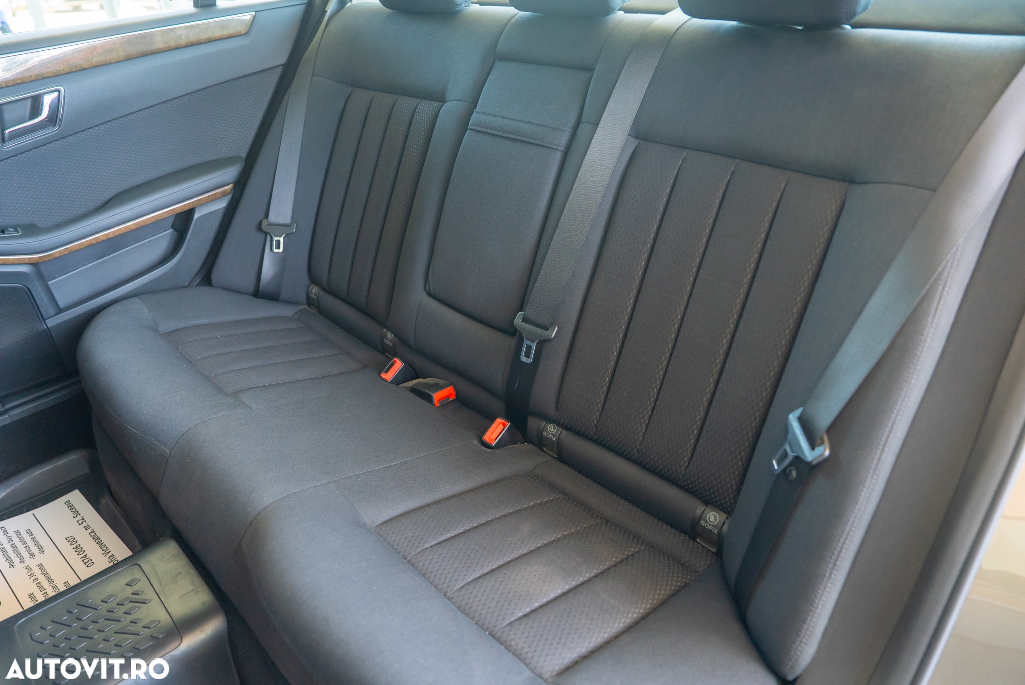 Mercedes-Benz E 200 CDI BlueEfficiency - 21