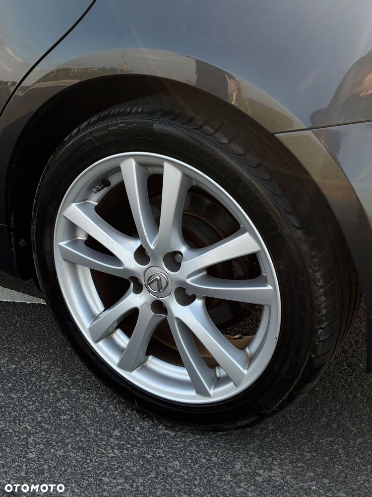 Lexus IS 220 D Sport - 7