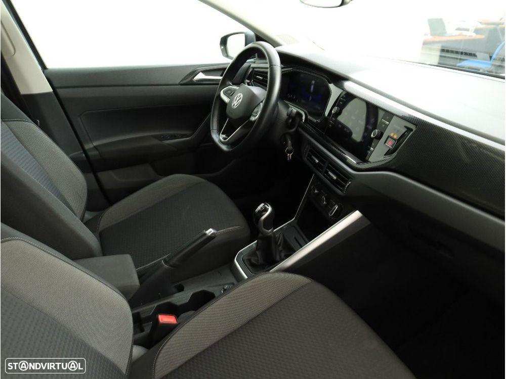 VW Polo 1.0 TSI Urban - 18