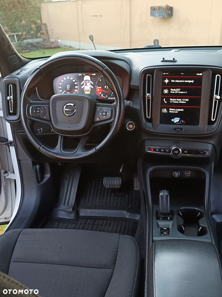 Volvo XC 40 D3 AWD Geartronic Momentum - 19