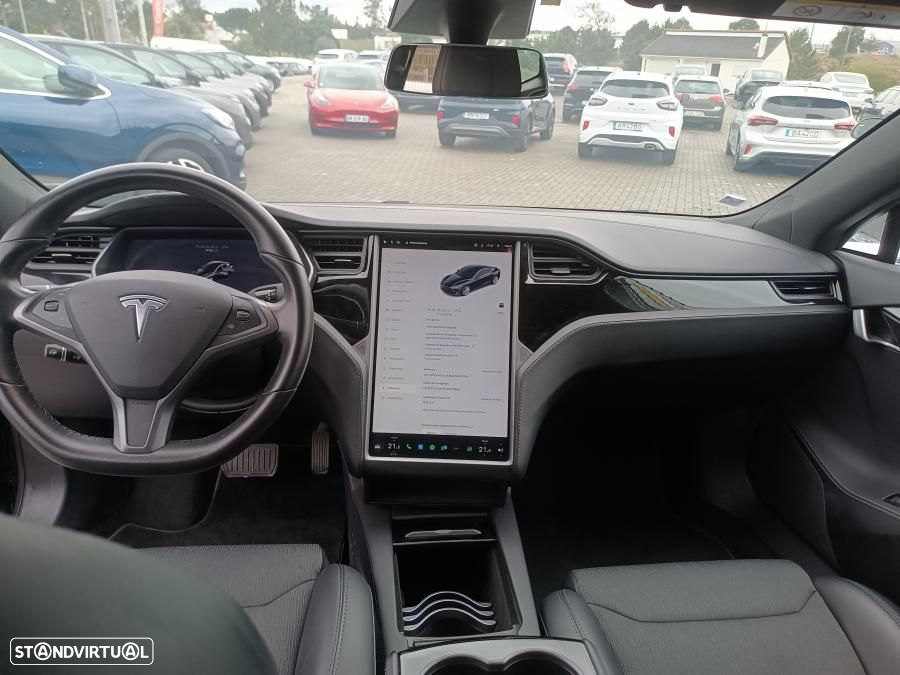 Tesla Model S 75D - 10