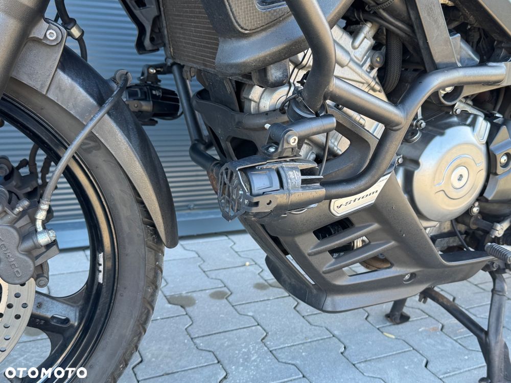 Suzuki V-STROM - 16