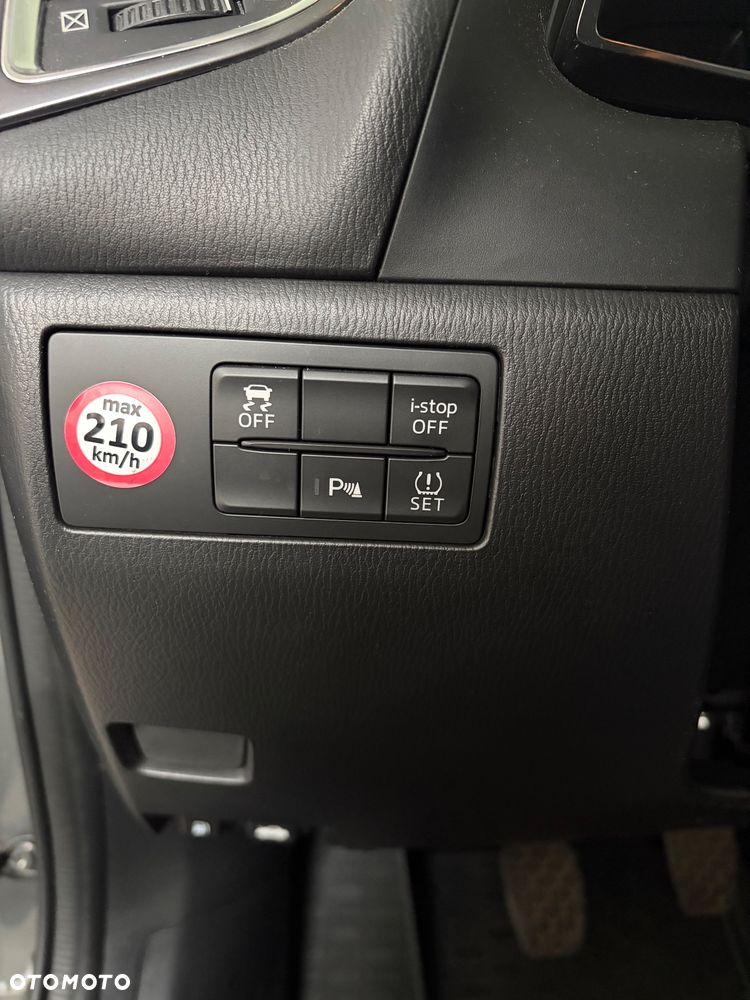 Mazda 3 - 9