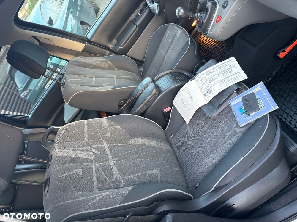 Renault Scenic 2.0 16V Privilege - 18