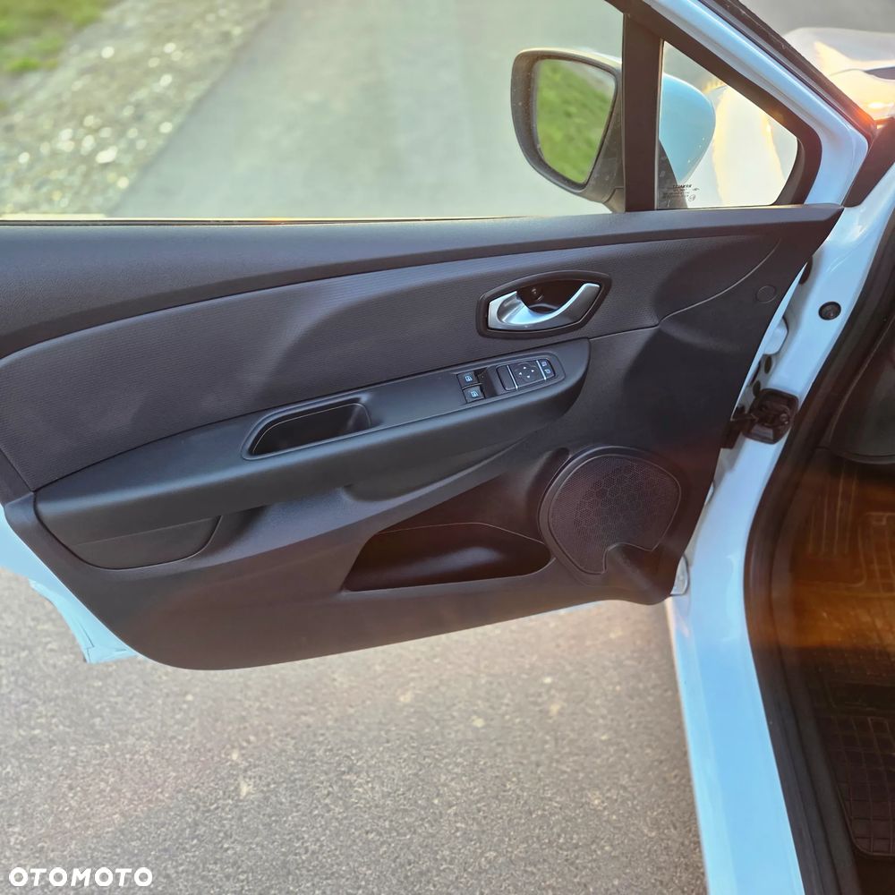 Renault Clio 0.9 TCe Business - 10