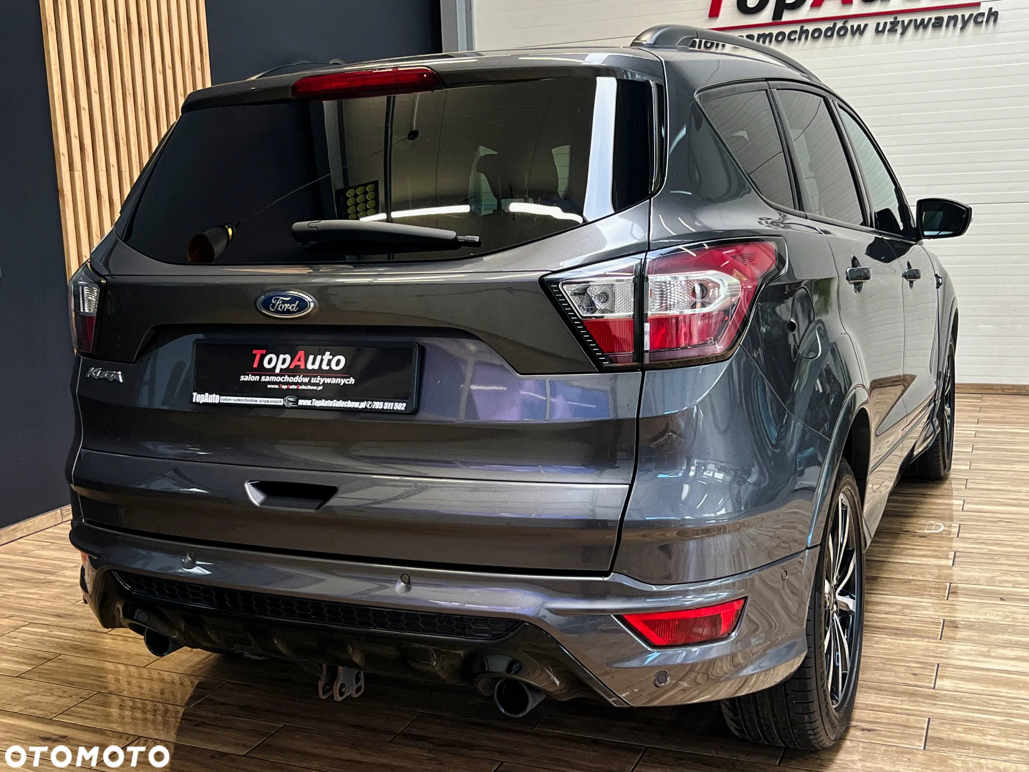 Ford Kuga 2.0 TDCi 2x4 ST-Line - 9