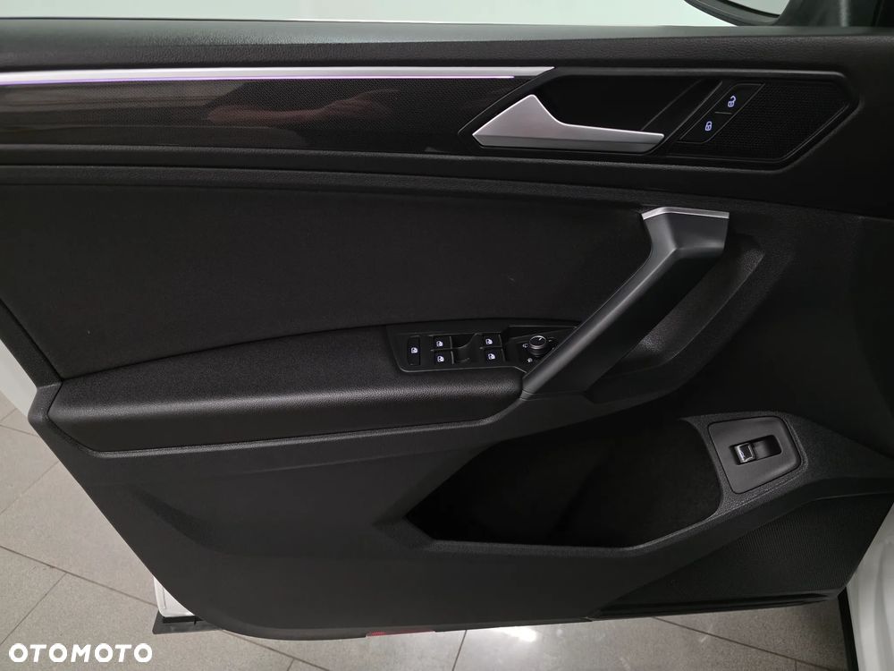 Volkswagen Tiguan 1.5 TSI EVO Elegance DSG - 22