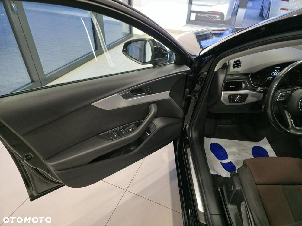 Audi A4 Avant - 11