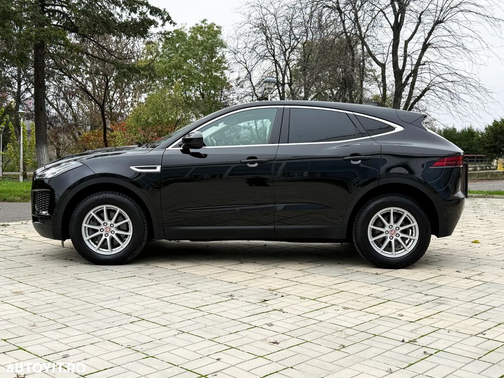 Jaguar E-Pace D150 - 6