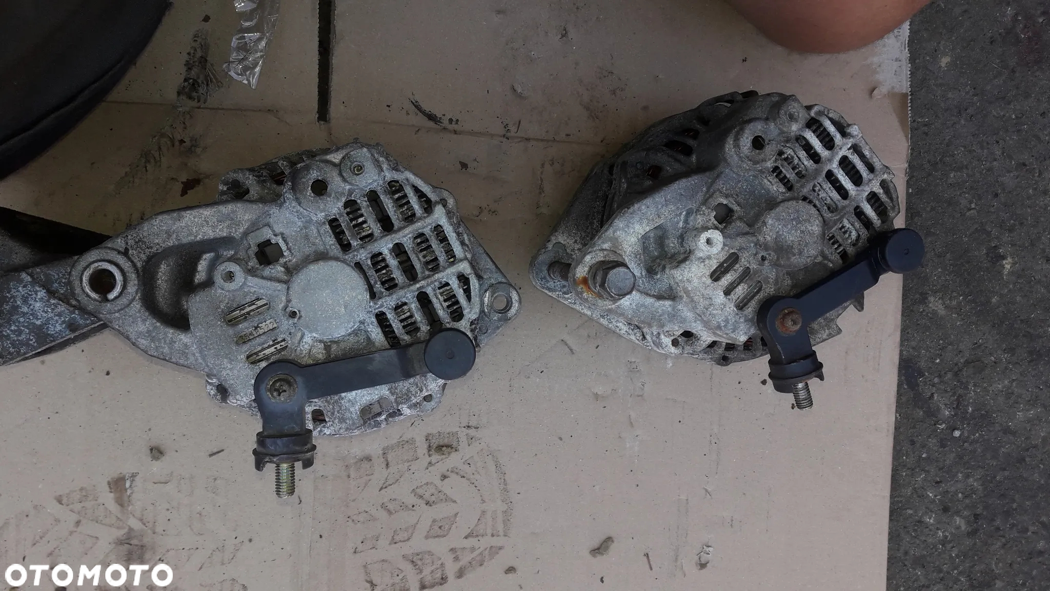 Mazda MPV 99-02  2.0 16V  Alternator  FE FS FP34 FG06 - 6