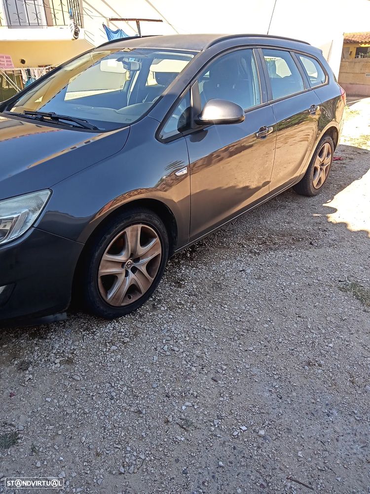 Opel Astra Sports Tourer 1.3 CDTi Enjoy S/S J16 - 2