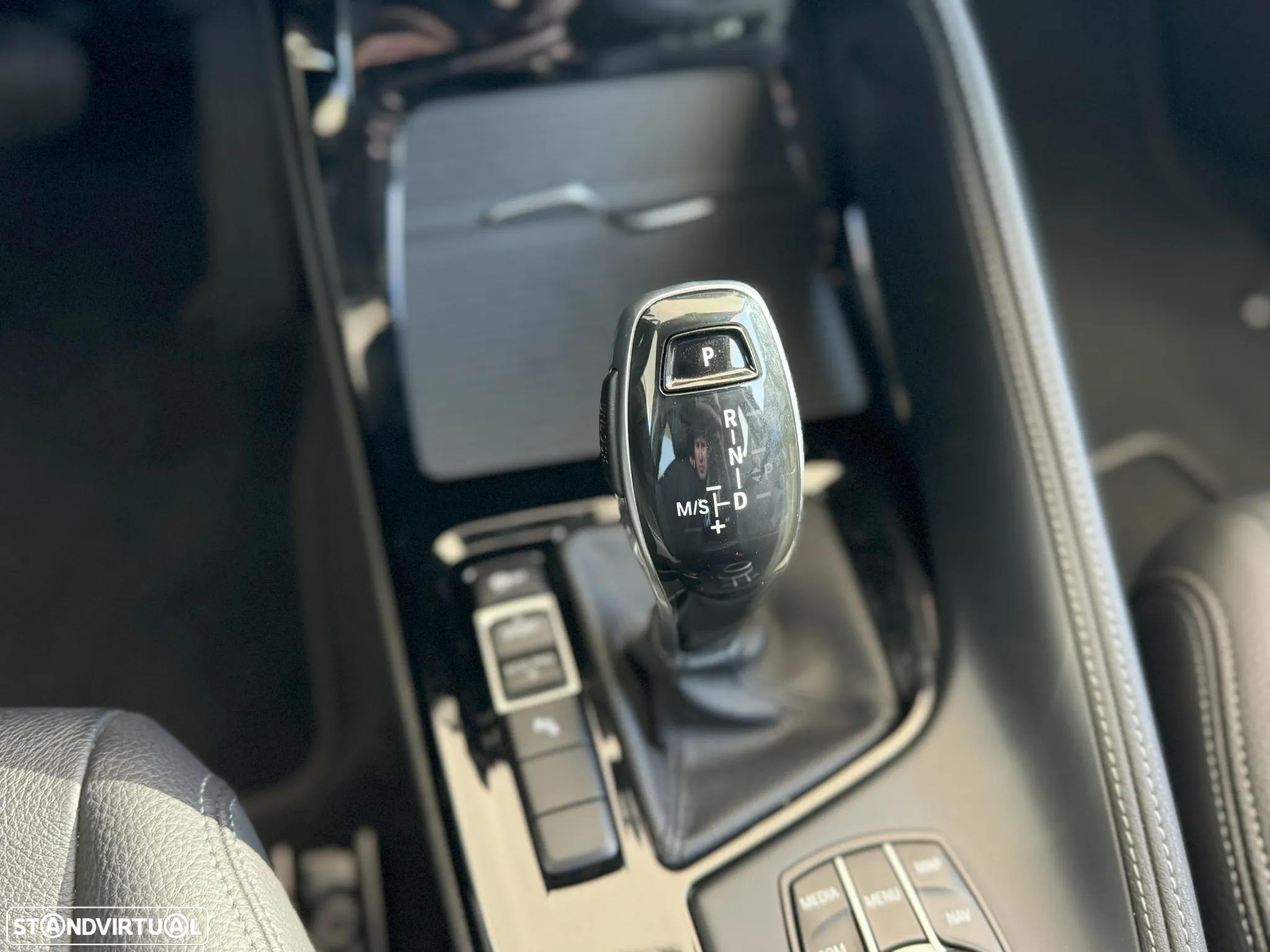 BMW X1 16 d sDrive Auto Line Sport - 9