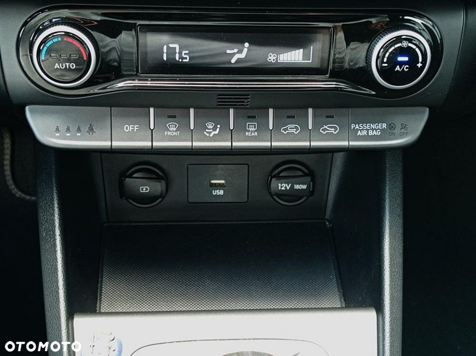 Hyundai Kona - 28