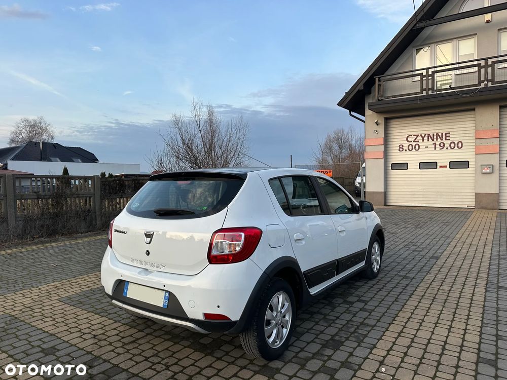Dacia Sandero Stepway TCe 90 (S&S) Celebration - 16