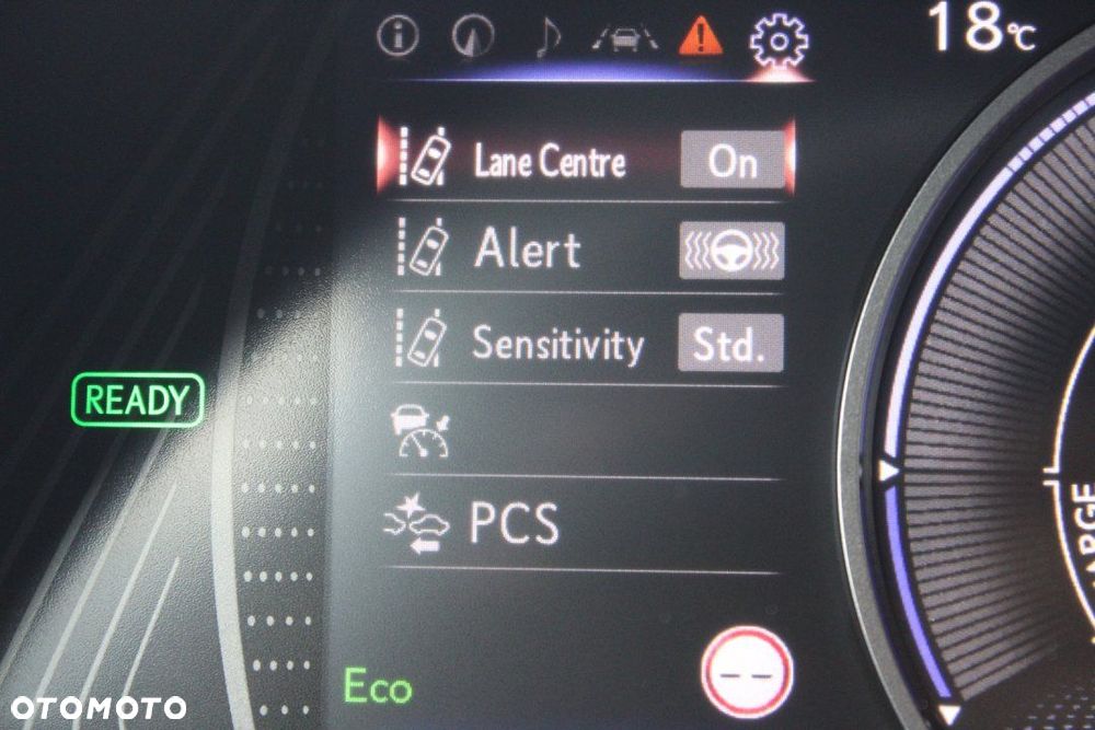 Lexus UX - 32