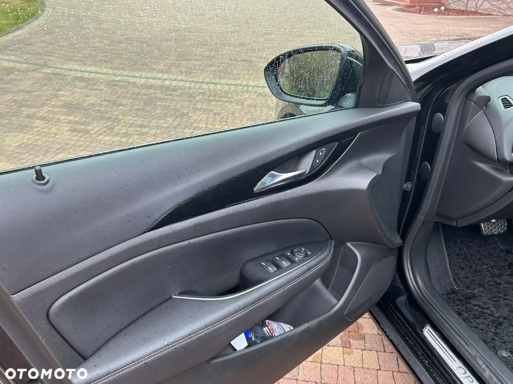 Opel Insignia 1.5 T GPF Exclusive S&S - 16