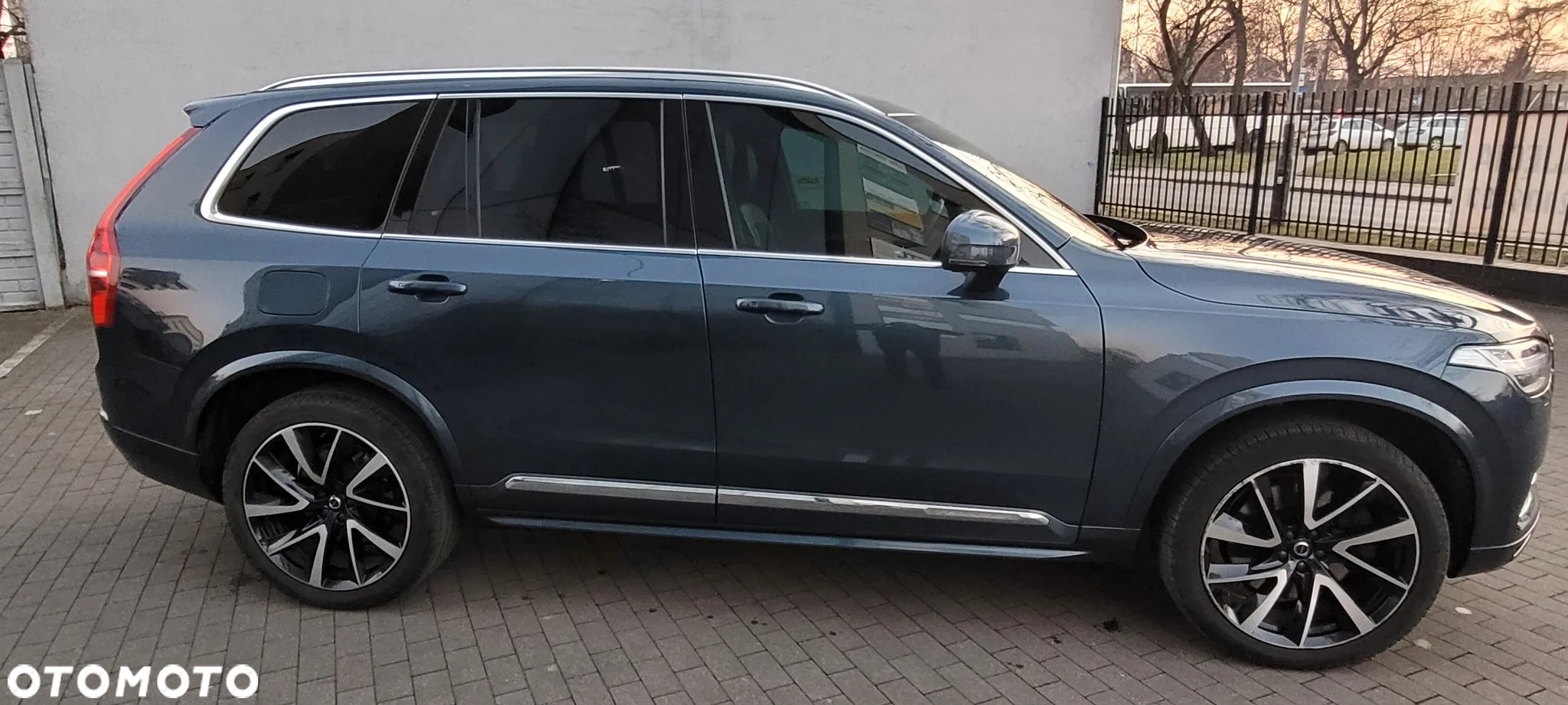 Volvo XC 90 - 10