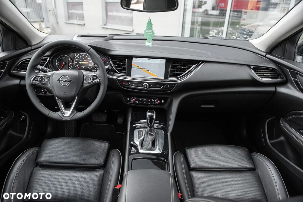 Opel Insignia - 29
