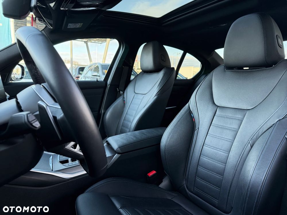 BMW Seria 3 330i xDrive M Sport - 27
