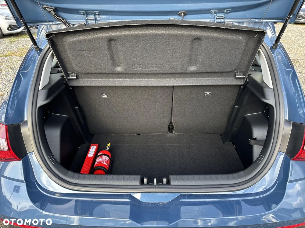 Hyundai i20 1.2 Modern - 20