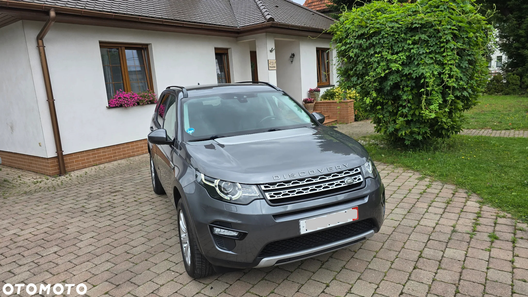 Land Rover Discovery Sport 2.0 D180 R-Dynamic HSE - 4