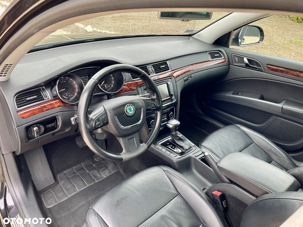 Skoda Superb 2.0 TDI DSG L&K - 5