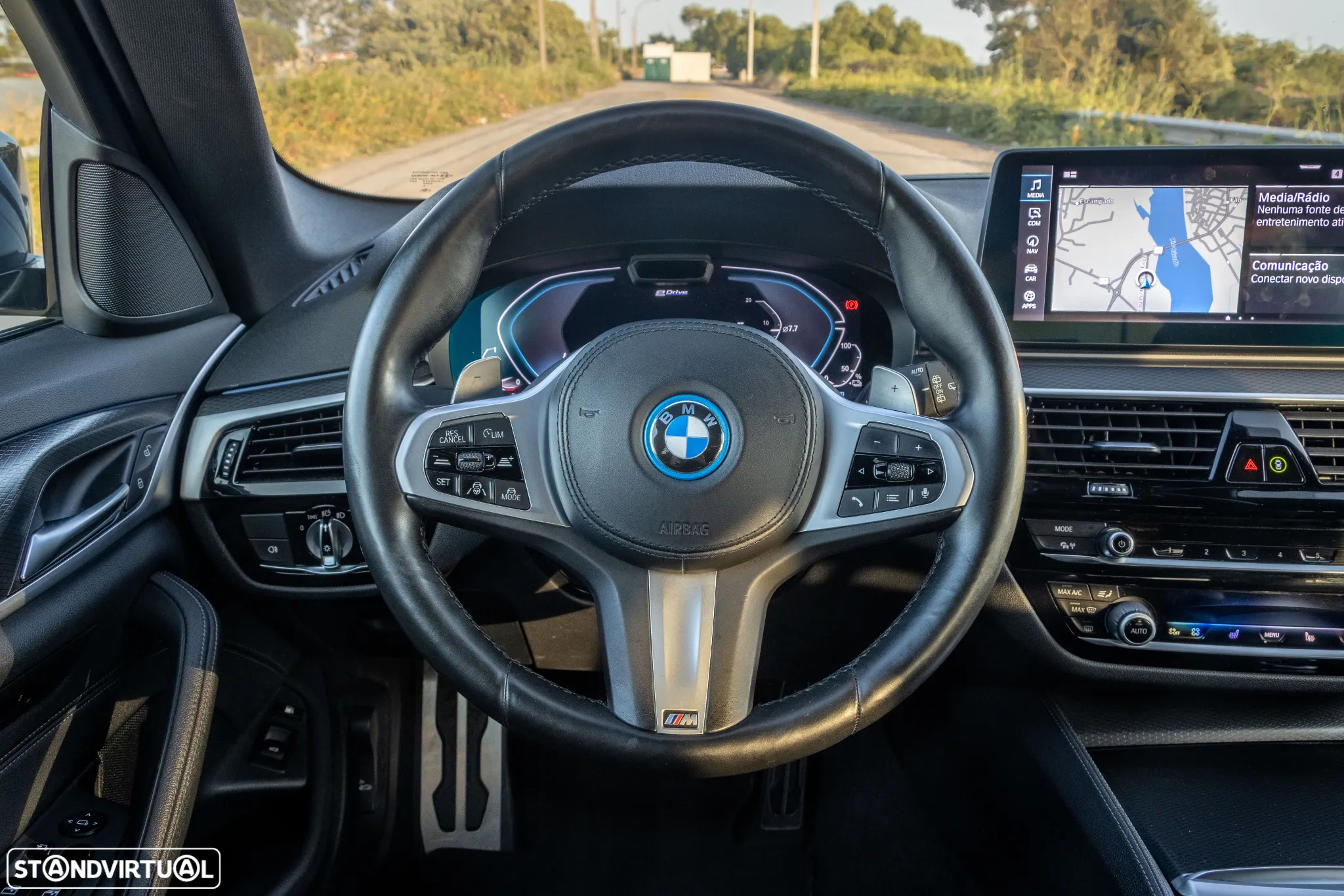 BMW 530 e Pack Desportivo M - 23