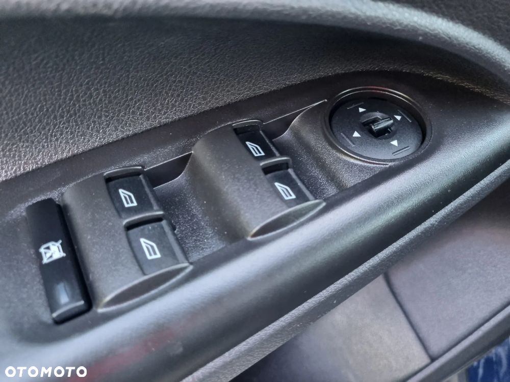 Ford Tourneo Connect Grand - 9