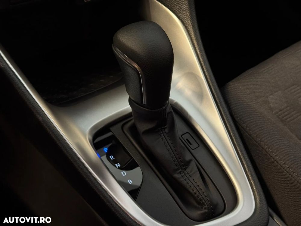 Toyota Yaris - 17