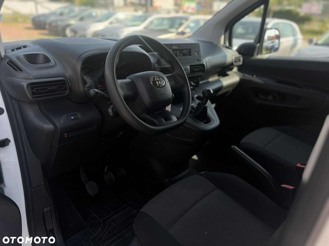 Toyota Proace City 1.5 D-4D Long 2,3t Active (bryg.) - 17