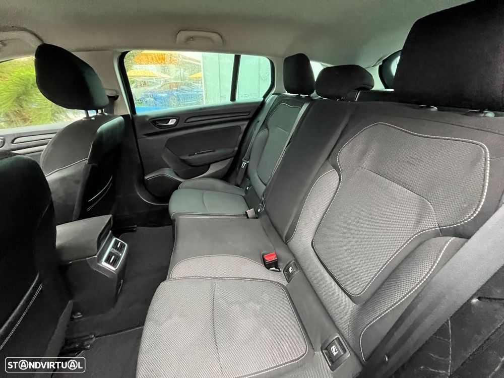 Renault Mégane Sport Tourer 1.5 dCi Zen - 36