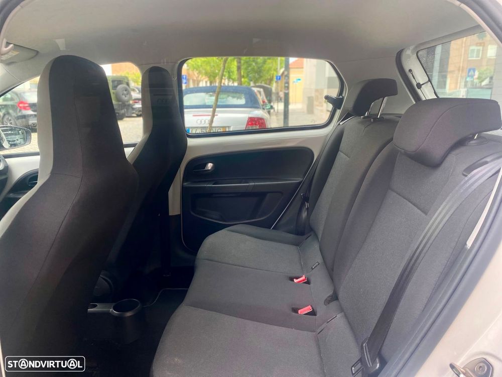VW Cross Up! 1.0 Auto - 20