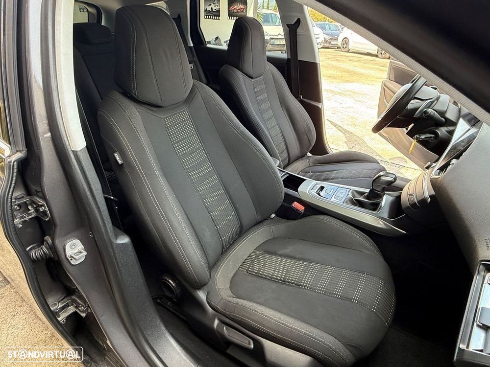 Peugeot 308 SW 1.6 BlueHDi Allure J17 EAT6 - 26