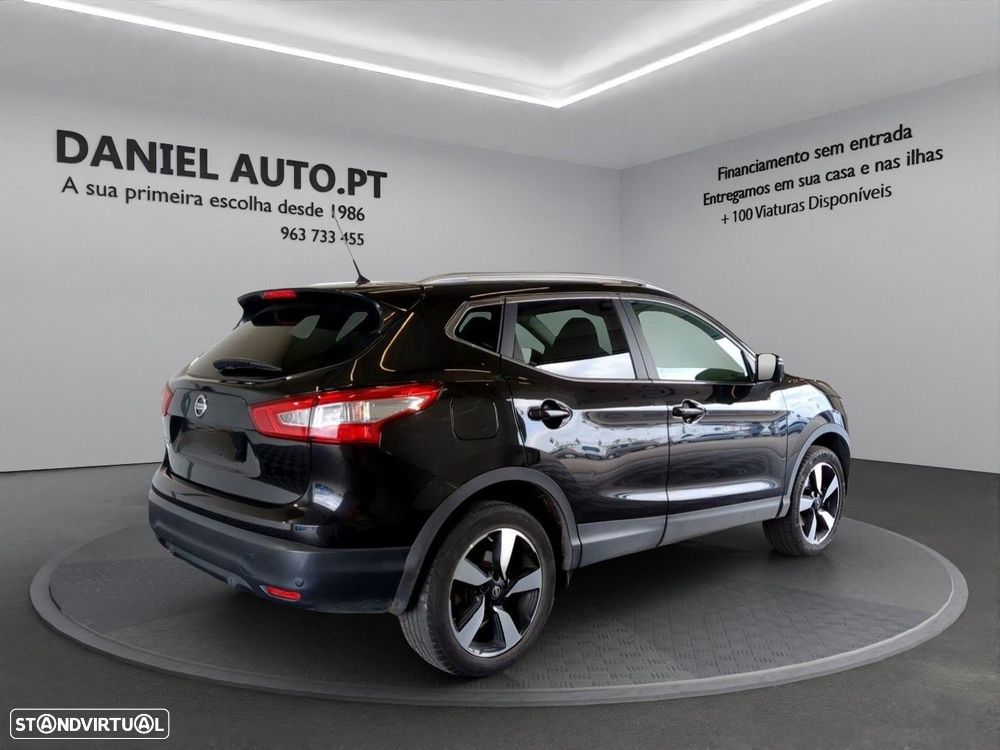 Nissan Qashqai 1.2 DIG-T N-Connecta 18 - 4