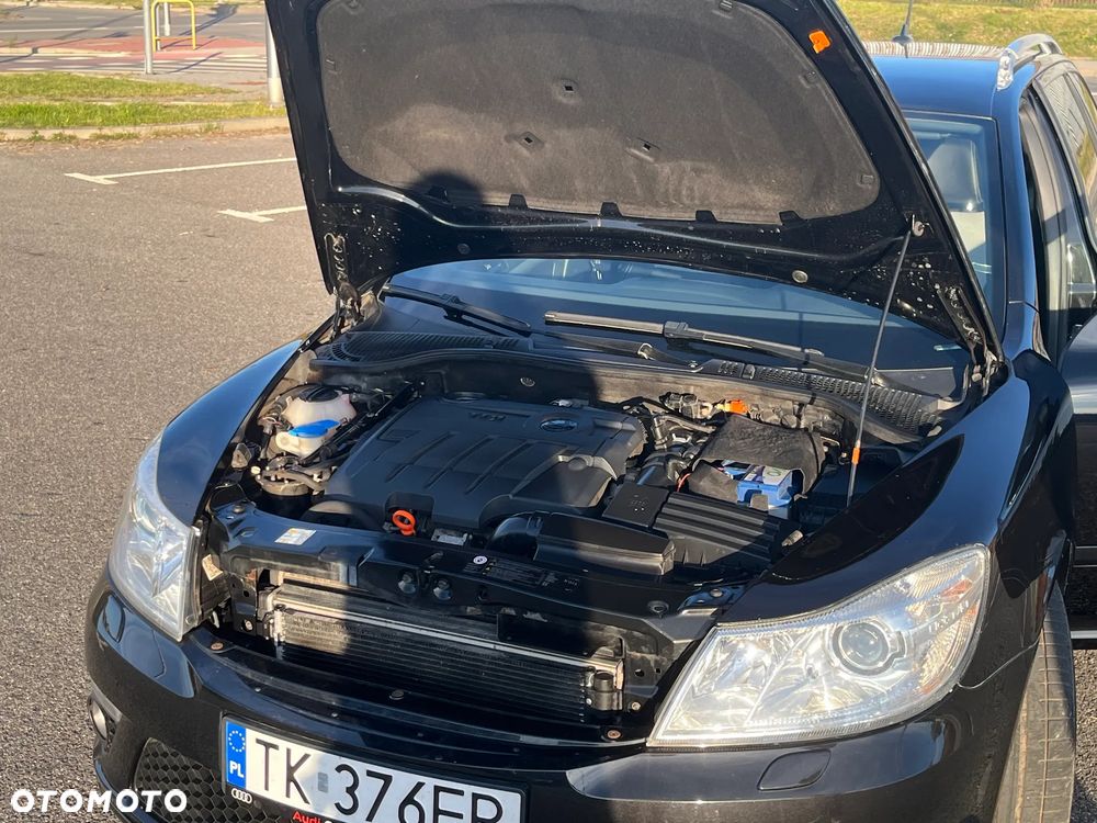 Skoda Octavia 2.0 TDI DPF RS DSG - 9