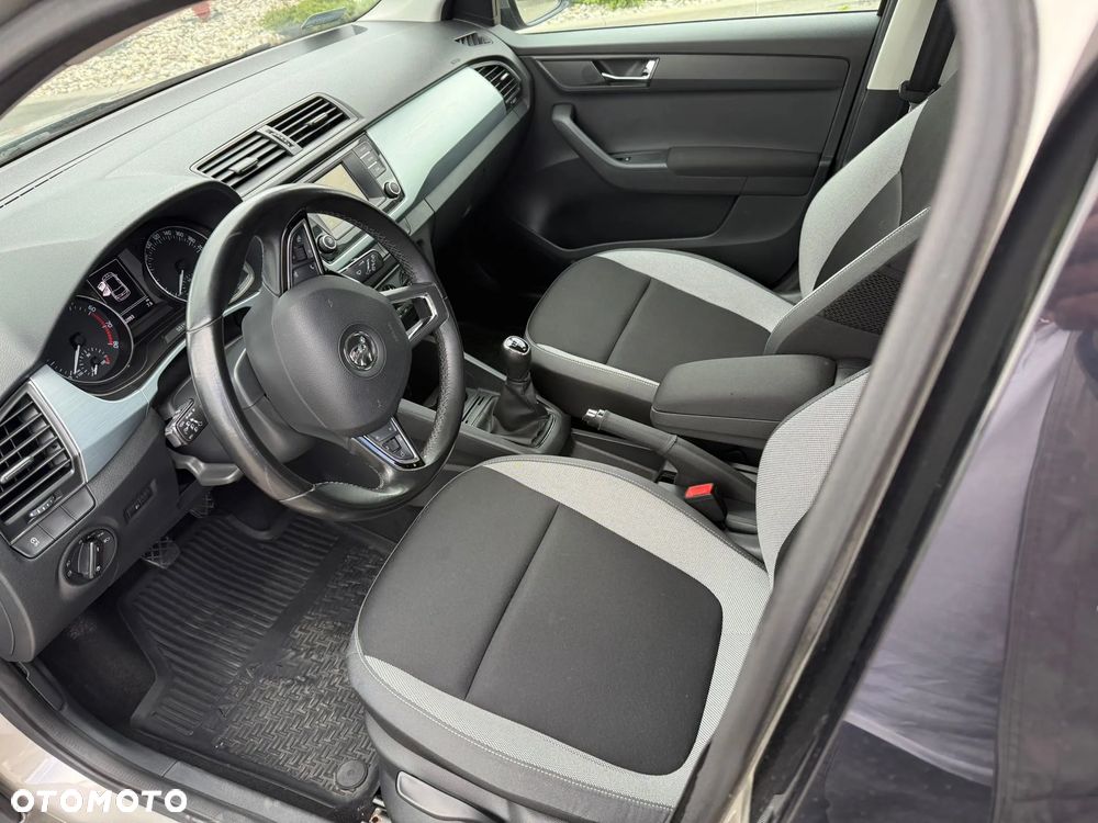 Skoda Fabia 1.2 TSI Active - 9