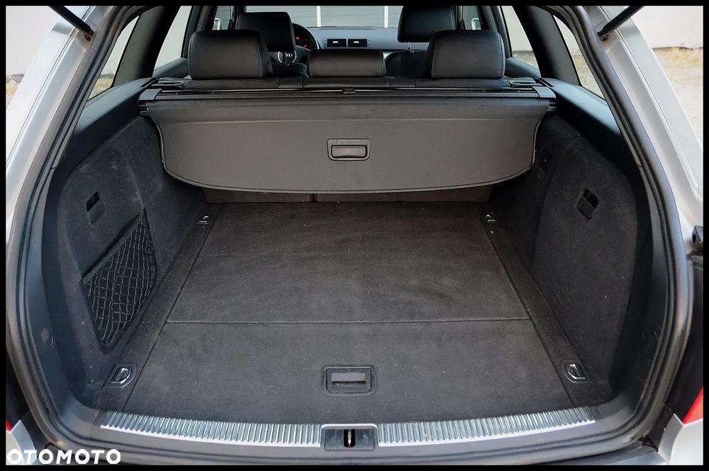 Audi A4 Avant 2.4 - 33