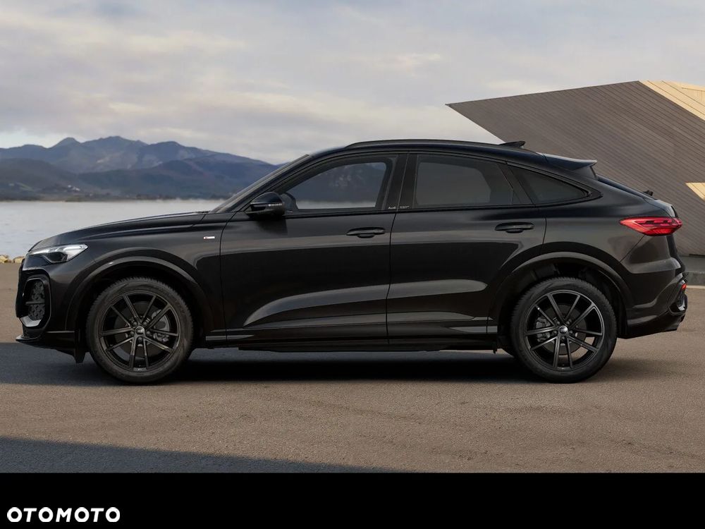 Audi Q5 Sportback - 16