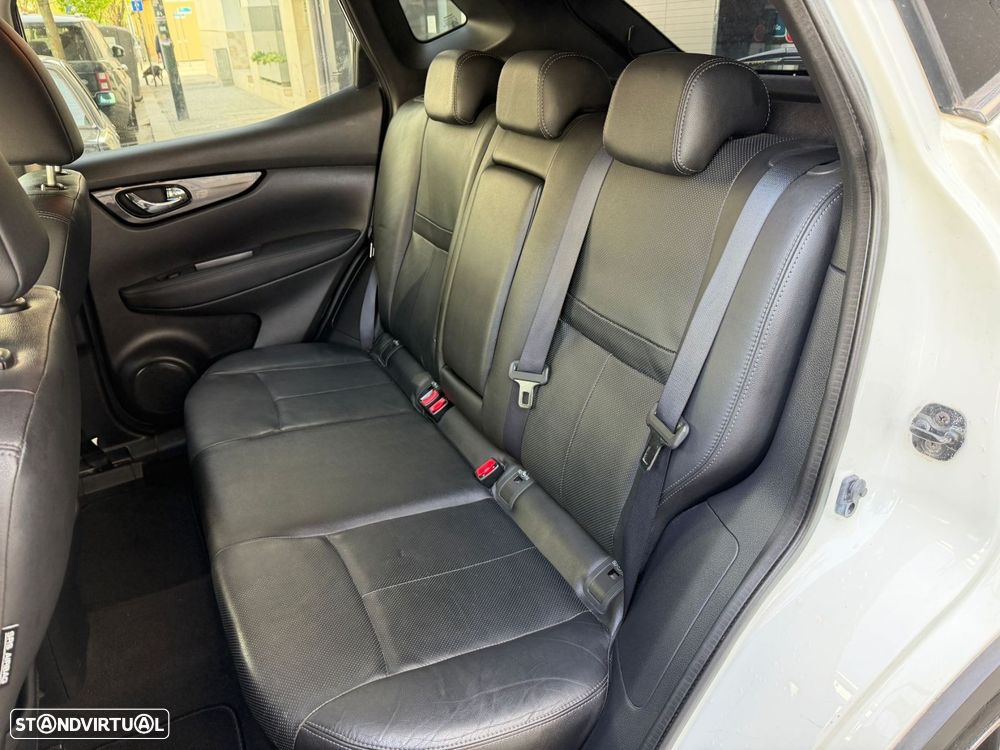 Nissan Qashqai 1.6 dCi Tekna Premium - 26