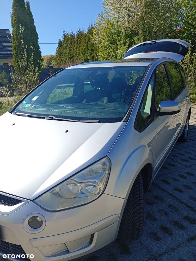 Ford S-Max - 8