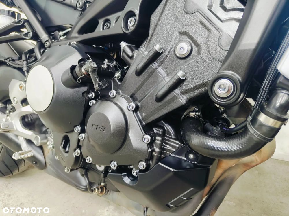 Yamaha XSR - 8