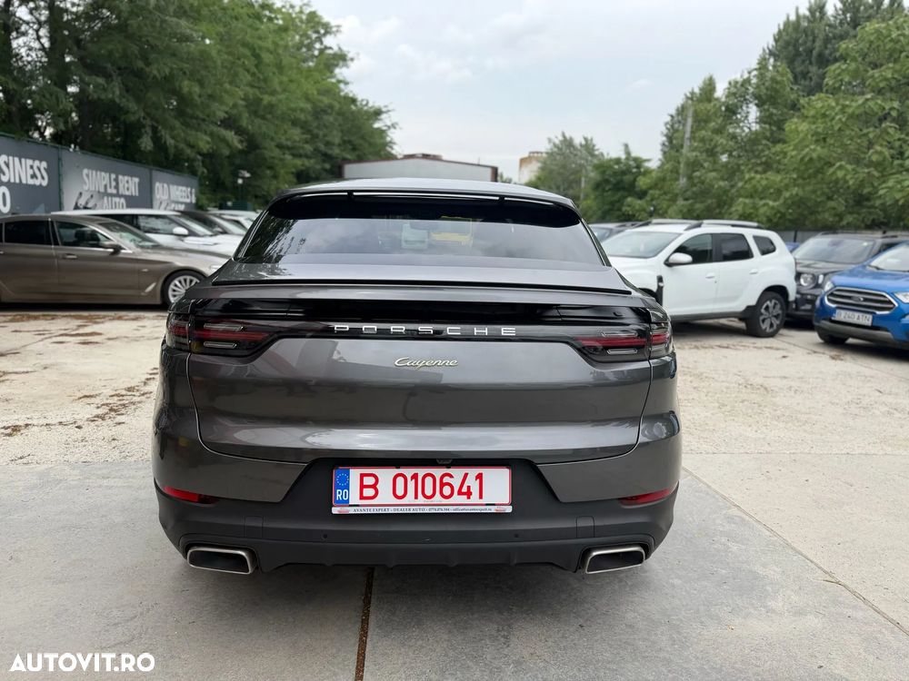 Porsche Cayenne Coupe - 7