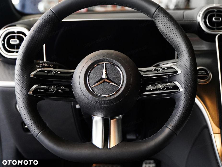 Mercedes-Benz GLC - 9