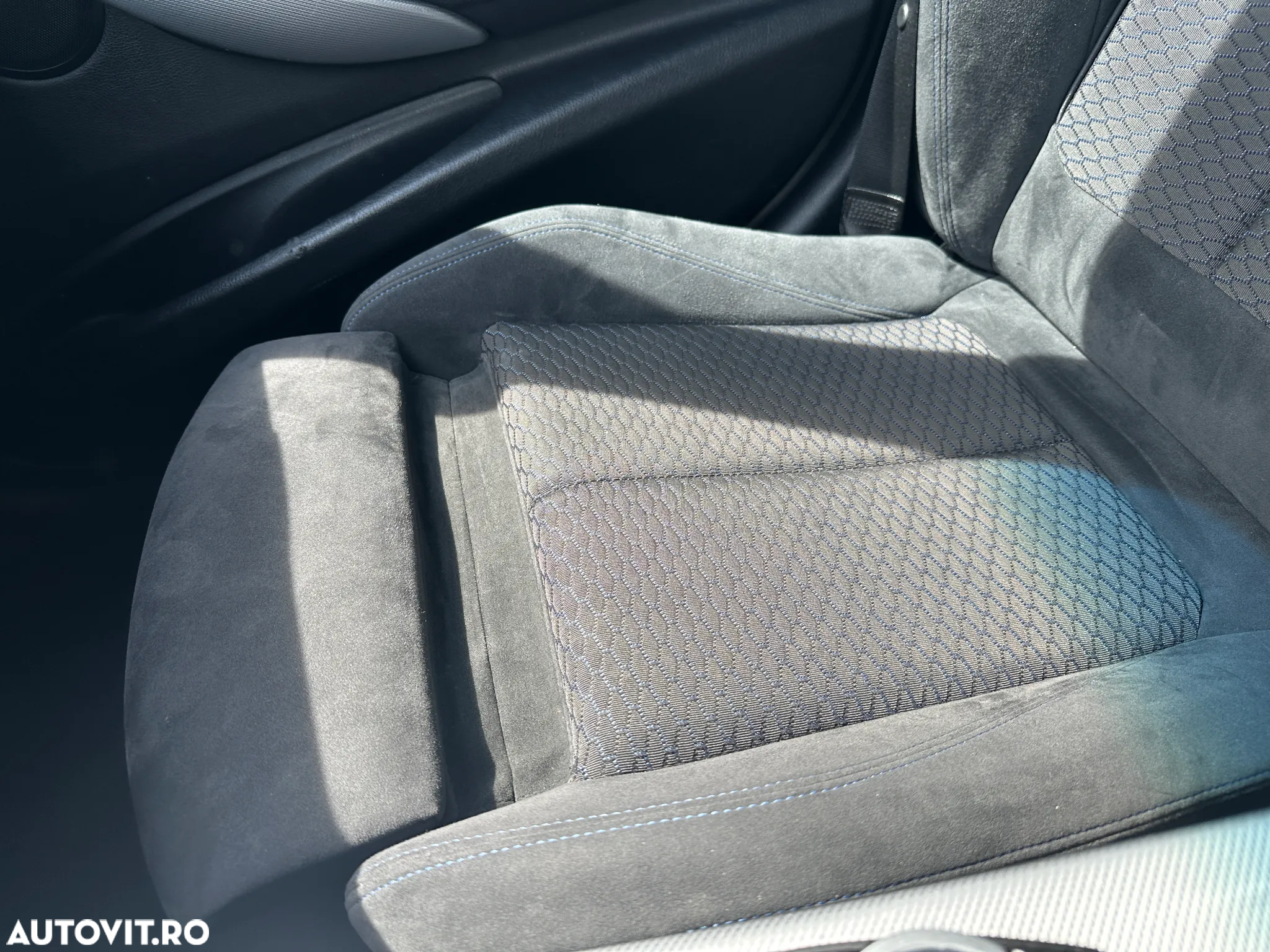 BMW Seria 3 - 18