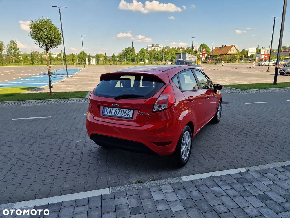 Ford Fiesta - 9
