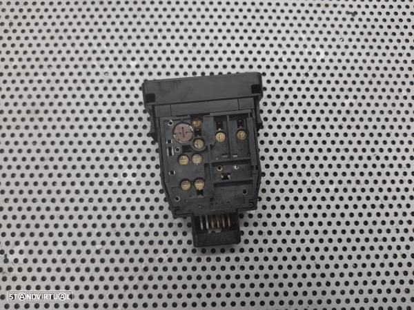 Interruptor / Botao (Travao Mao) Toyota Prius Hatchback (_W2_) - 3