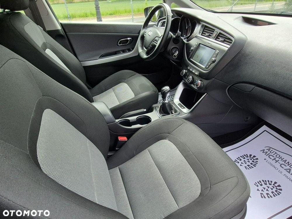 Kia Ceed - 5